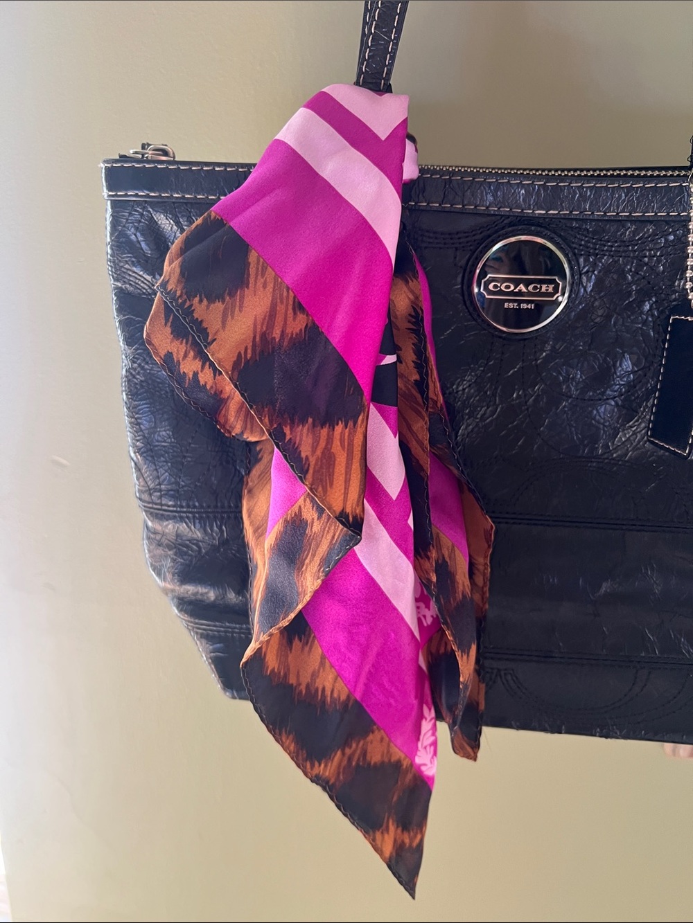 100% SILK Brighton My Flat In London Purple & Black Cheetah Print Fashion Scarf